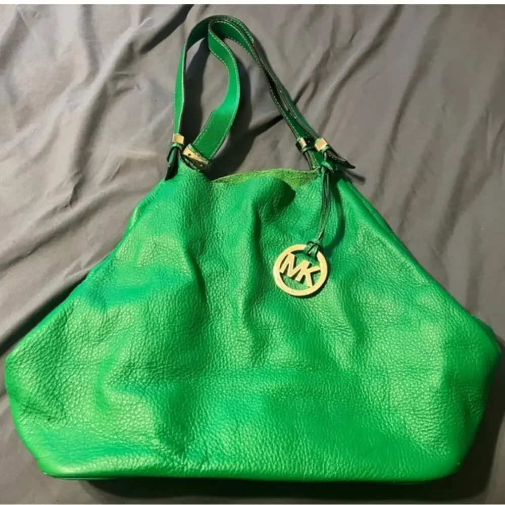Michael Kors Kelly Green Colgate Reversible Tote Leather Suede Bag Versatile - Picture 2 of 3